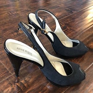 Black Anne Klein open toe pump